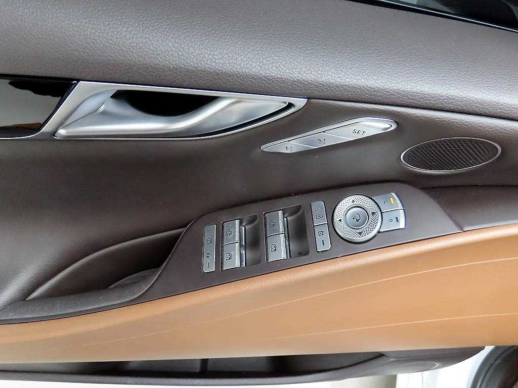 Genesis G80 - Vista 11