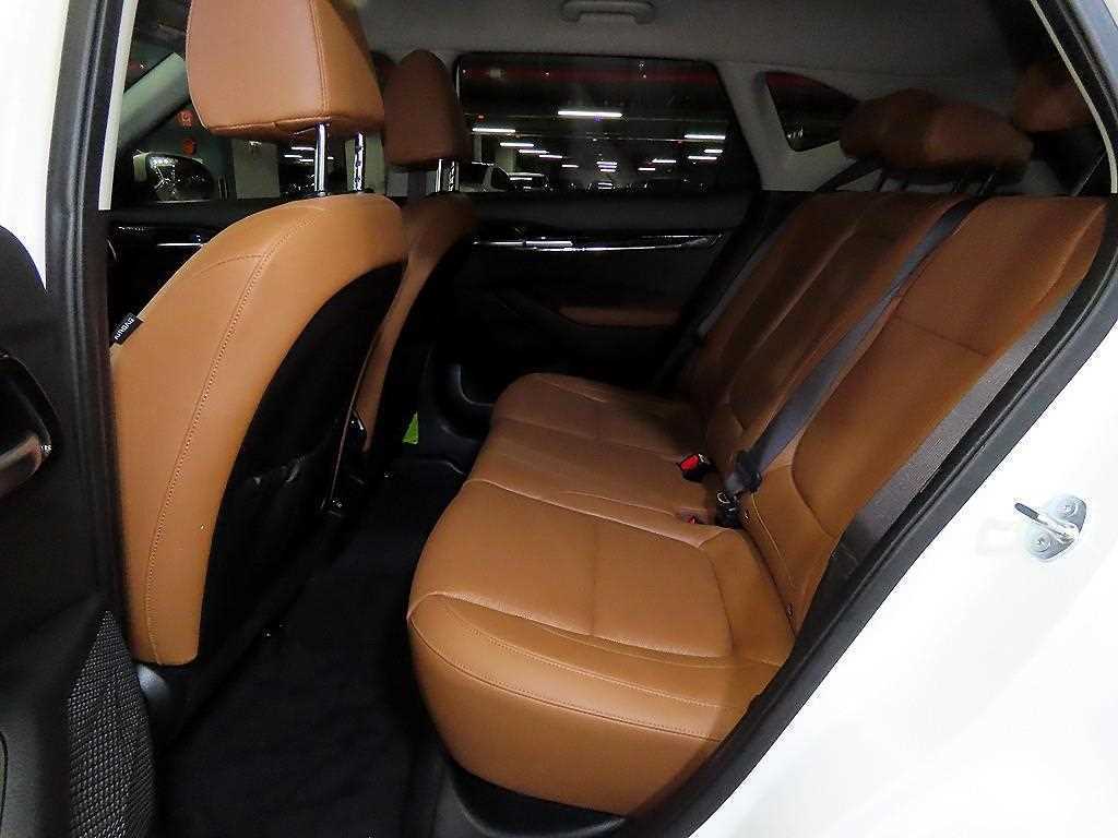 KIA Seltos - Vista 7