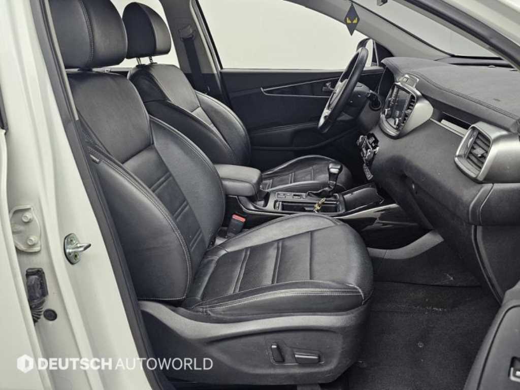 KIA Sorento - Vista 10