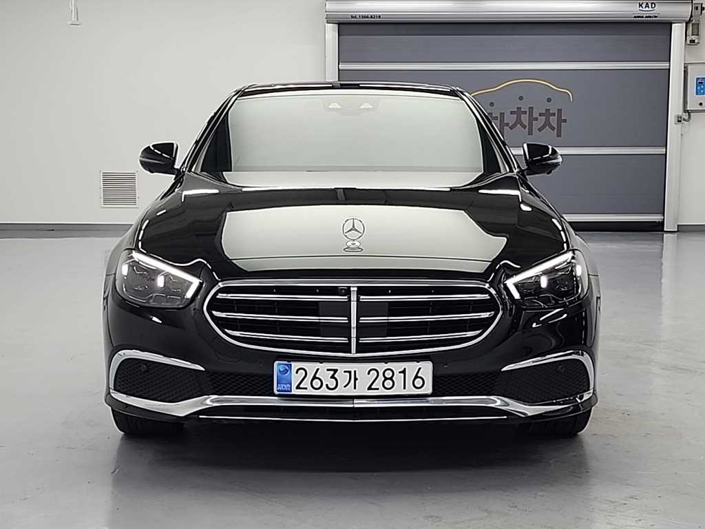 Mercedes Benz E class - Vista 2