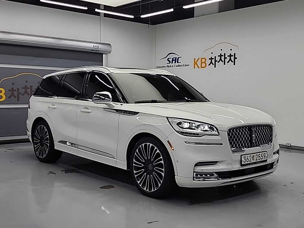 Lincoln Aviator - Vista 4