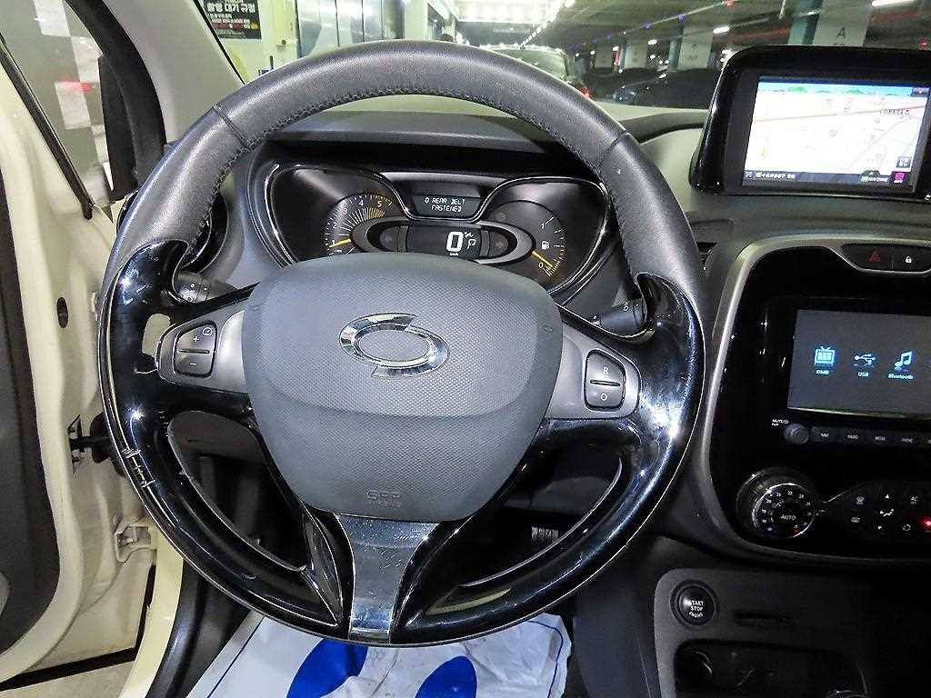 SAMSUNG QM3 - Vista 8