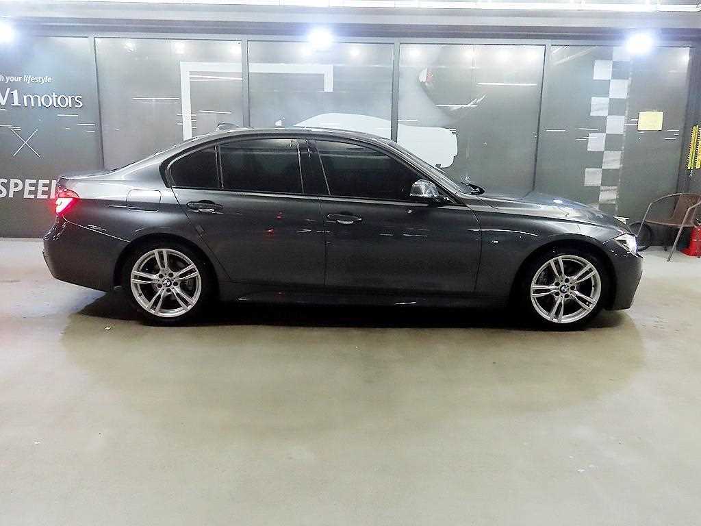 BMW 3 series - Vista 3