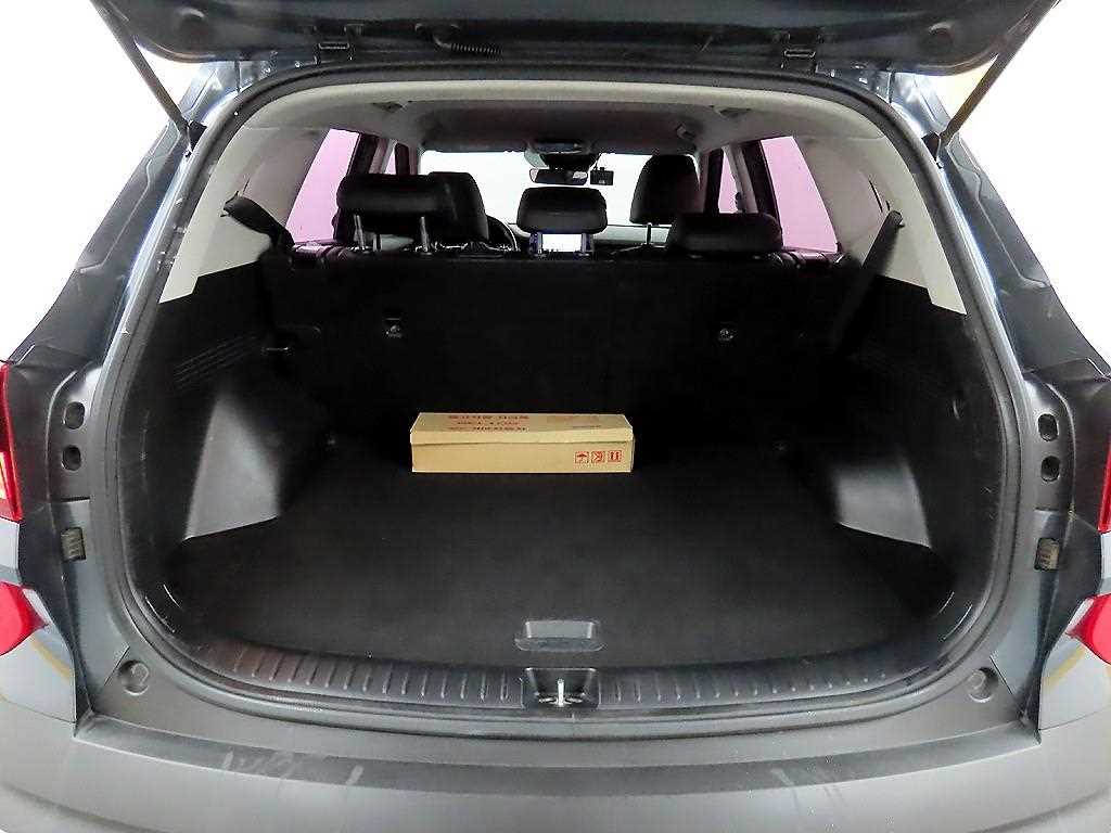 KIA Seltos 2020 Blanco - Importación desde Corea - HF Imports Iquique - Foto 18