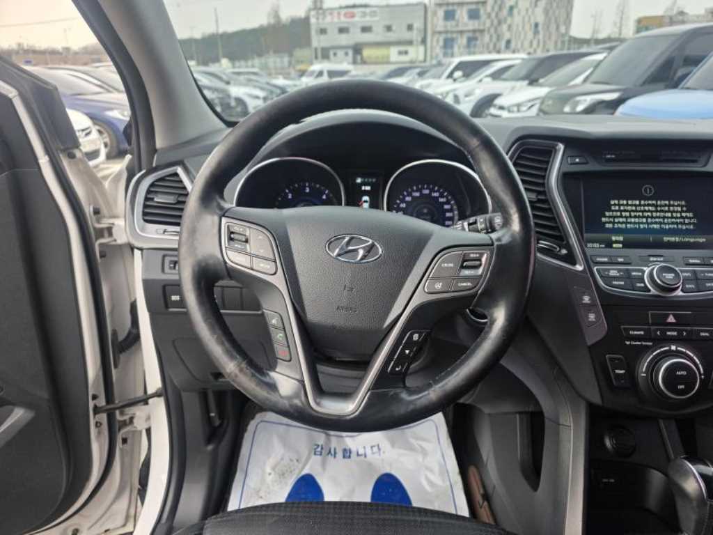HYUNDAI Santa Fe - Vista 9