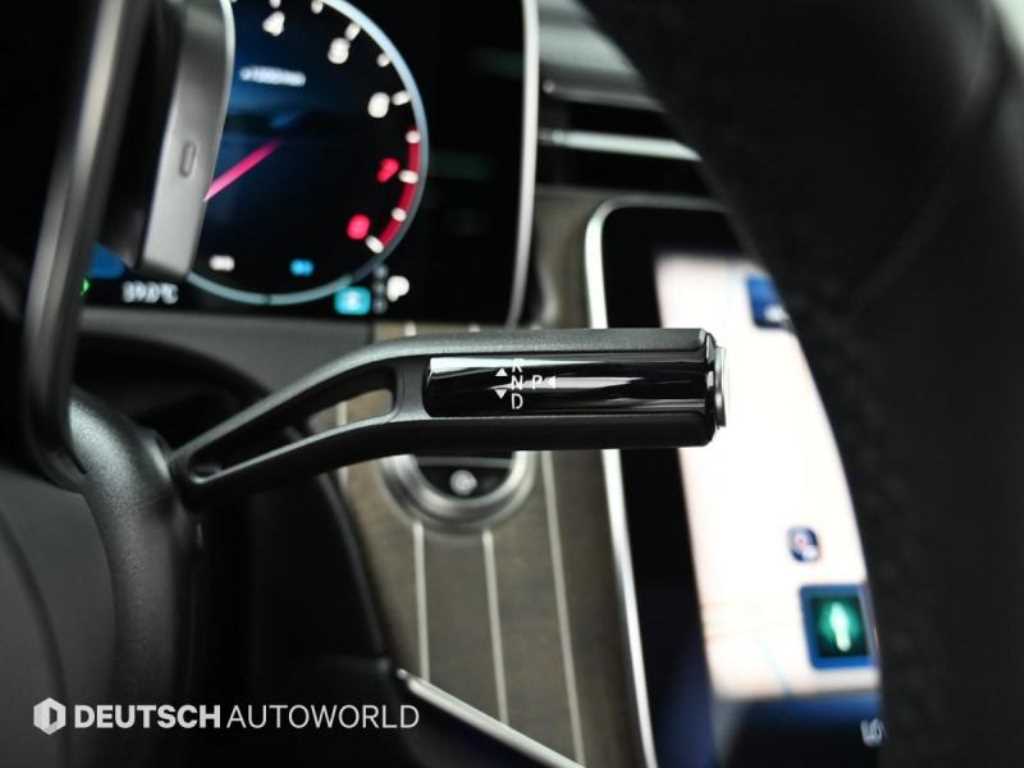 Mercedes Benz E class - Vista 9