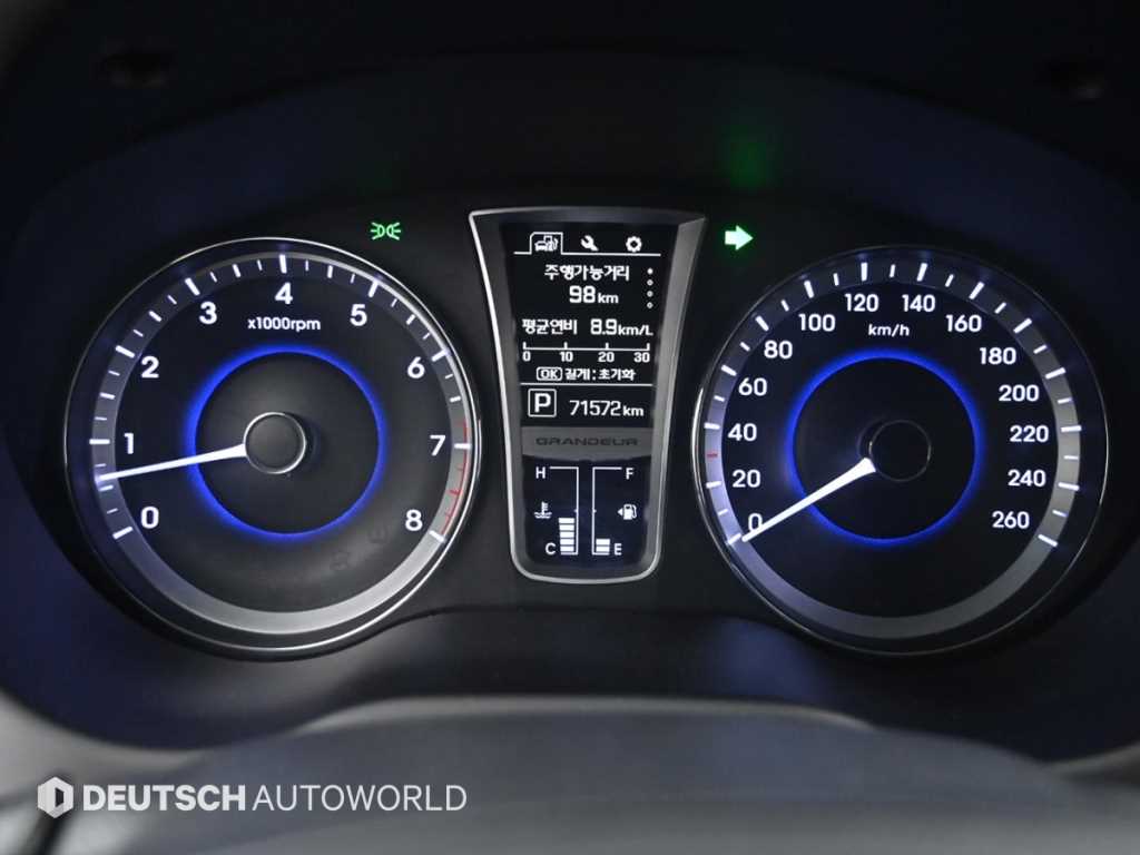 HYUNDAI Grandeur - Vista 8