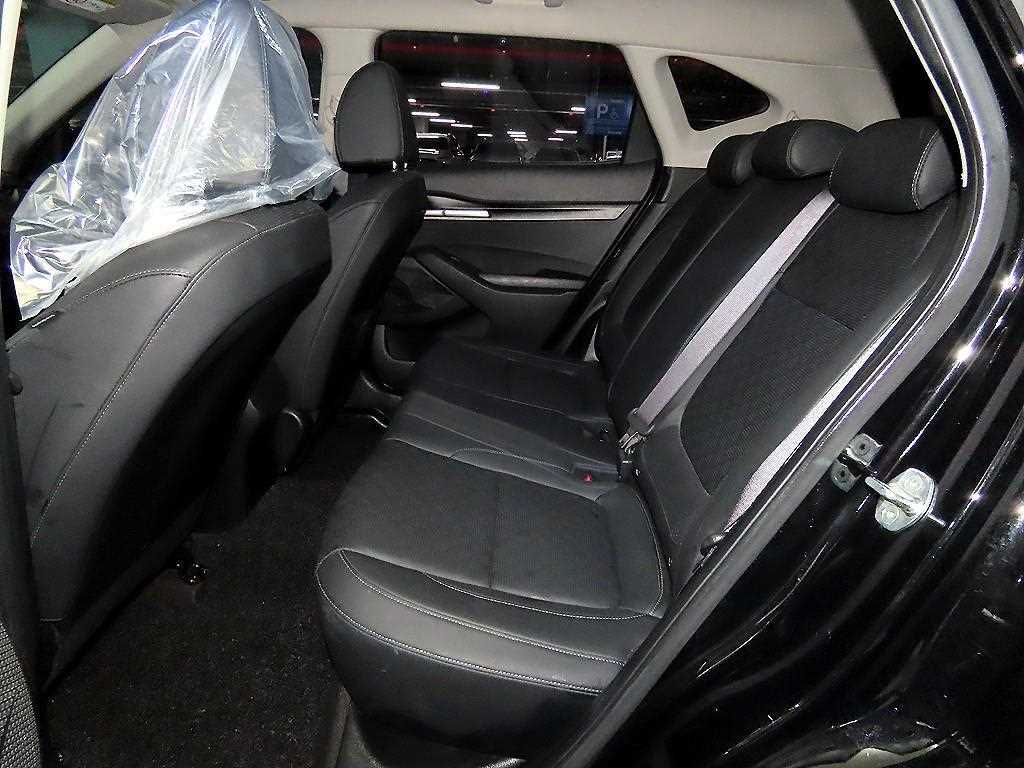 KIA Seltos - Vista 7