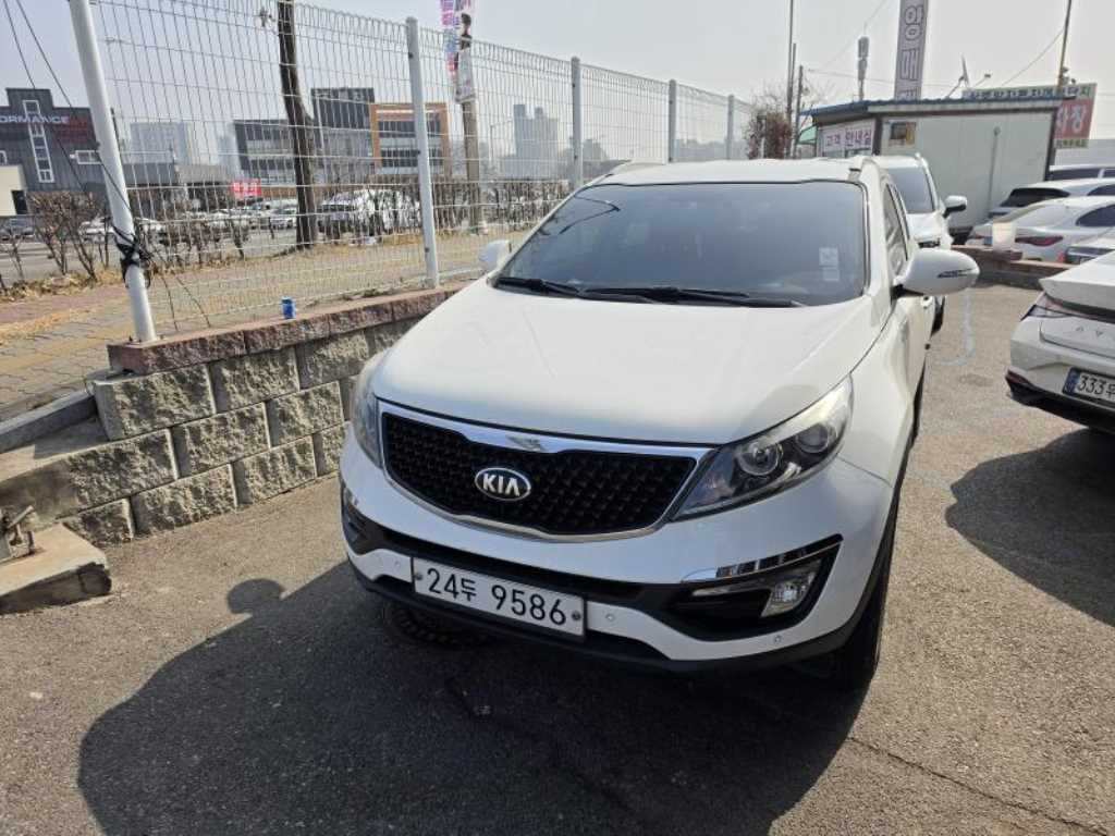 KIA Sportage 2015 Blanco - Importación desde Corea - HF Imports Iquique - Foto 1