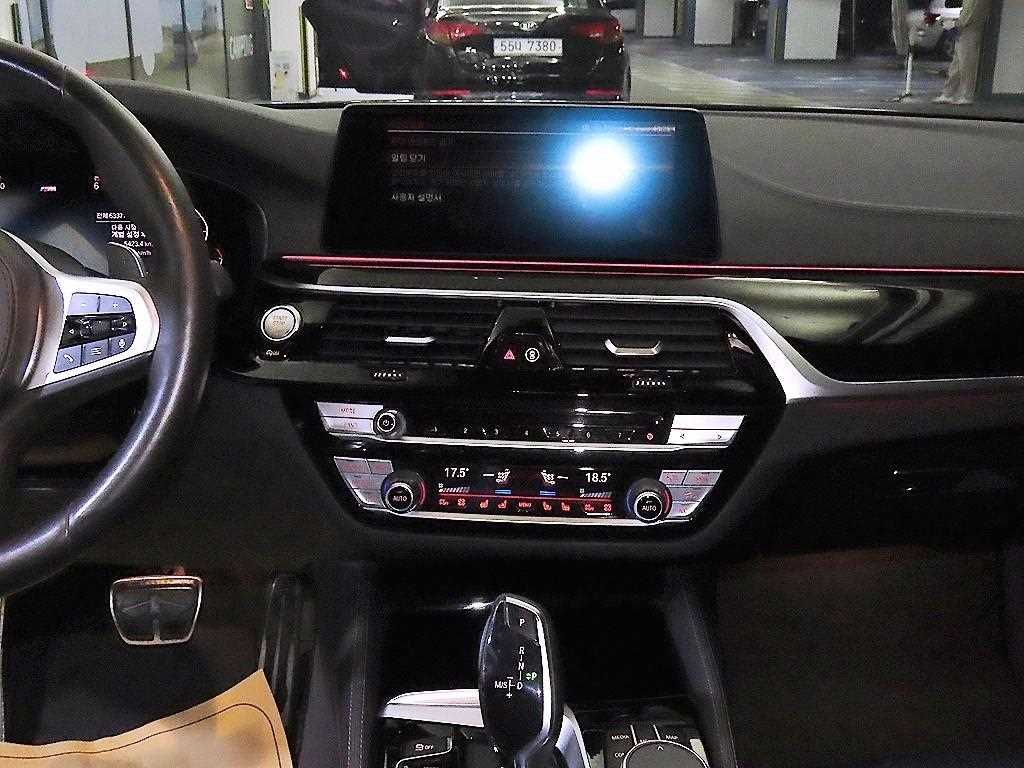 BMW 5 Series - Vista 11