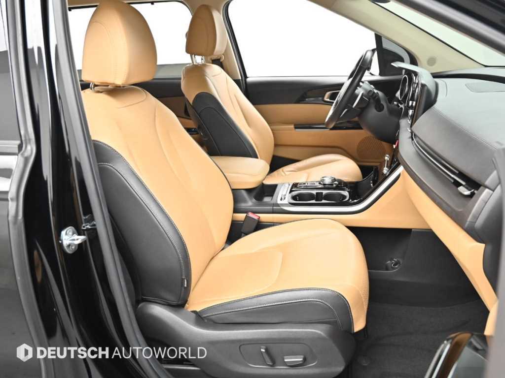 KIA Carnival - Vista 10