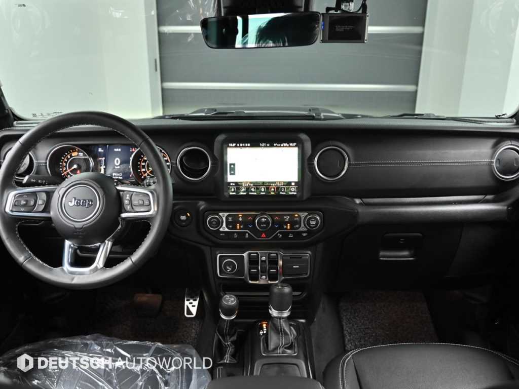 Jeep Wrangler - Vista 7