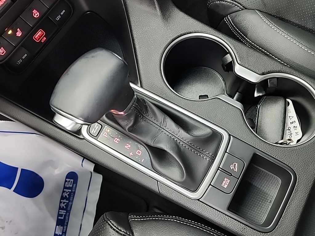 KIA Sportage - Vista 8