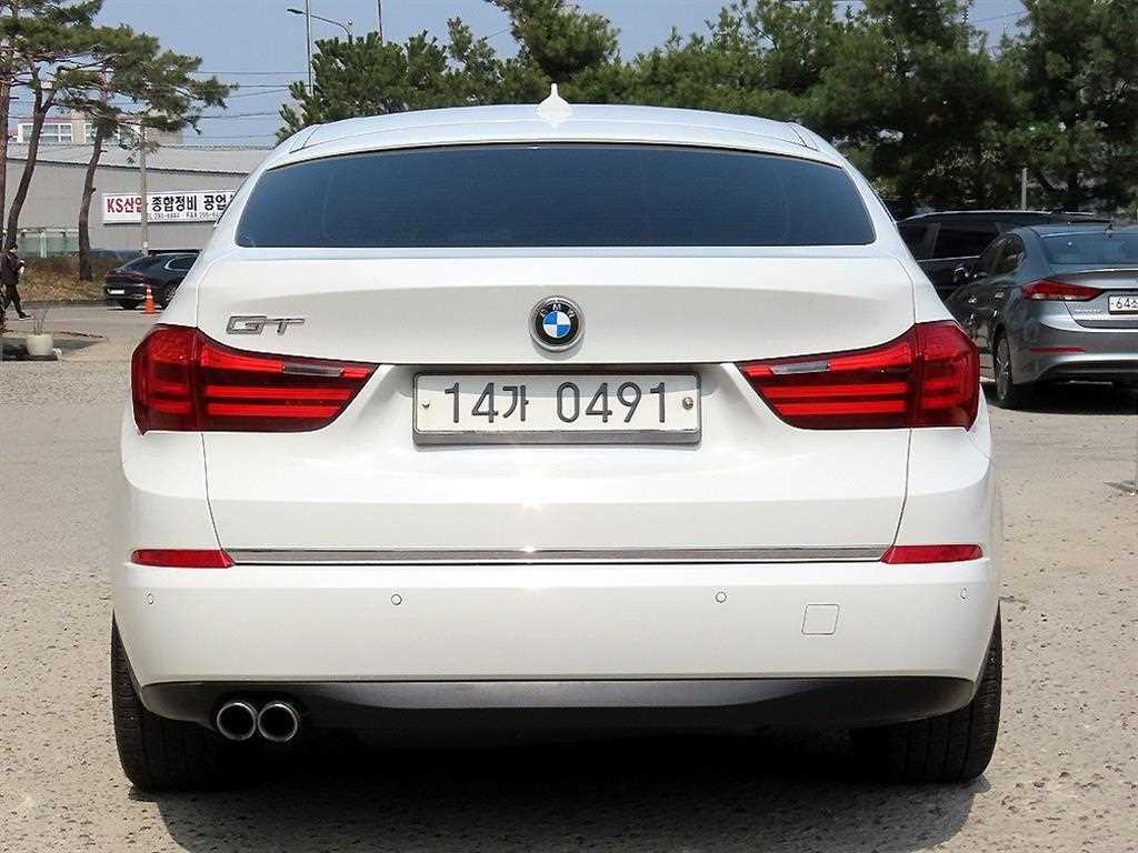 BMW Gran Turismo - Vista 4