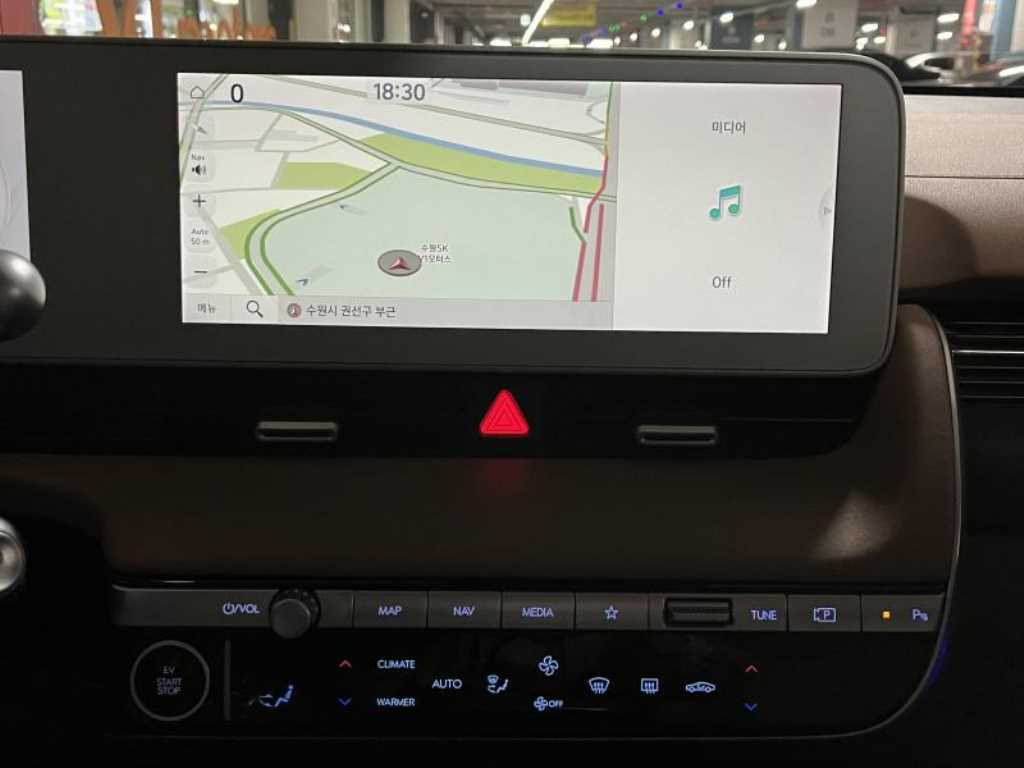 HYUNDAI Ioniq 5 - Vista 11