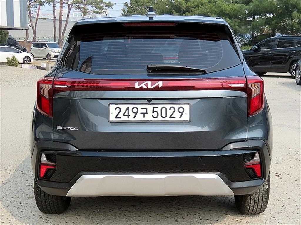 KIA Seltos - Vista 4