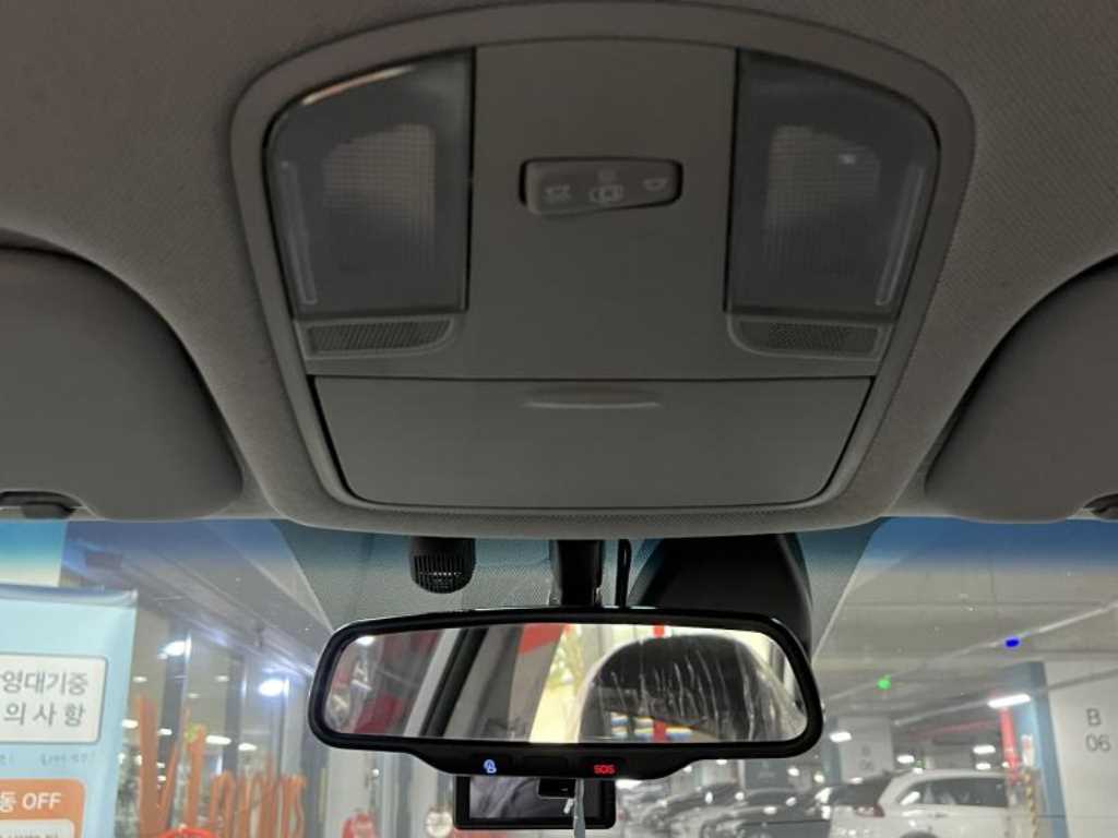 HYUNDAI Ioniq - Vista 7