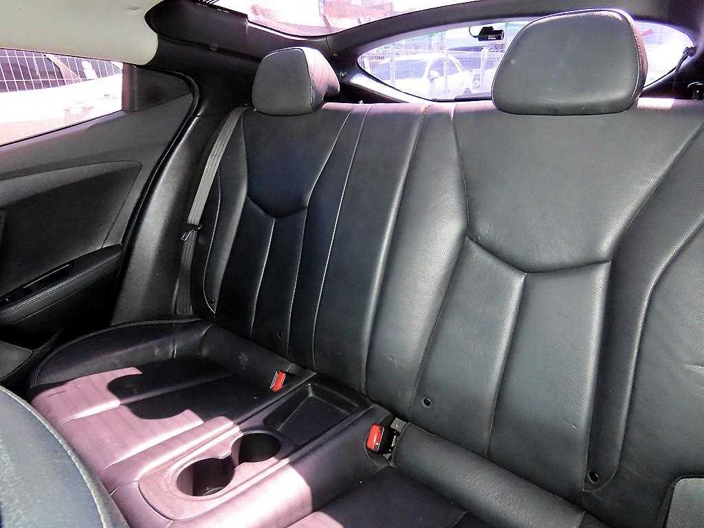 HYUNDAI Veloster - Vista 6