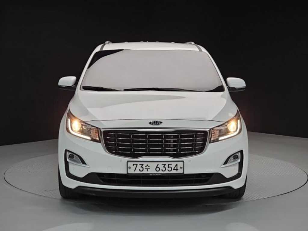 KIA Carnival 2019 Blanco - Importación desde Corea - HF Imports Iquique - Foto 1