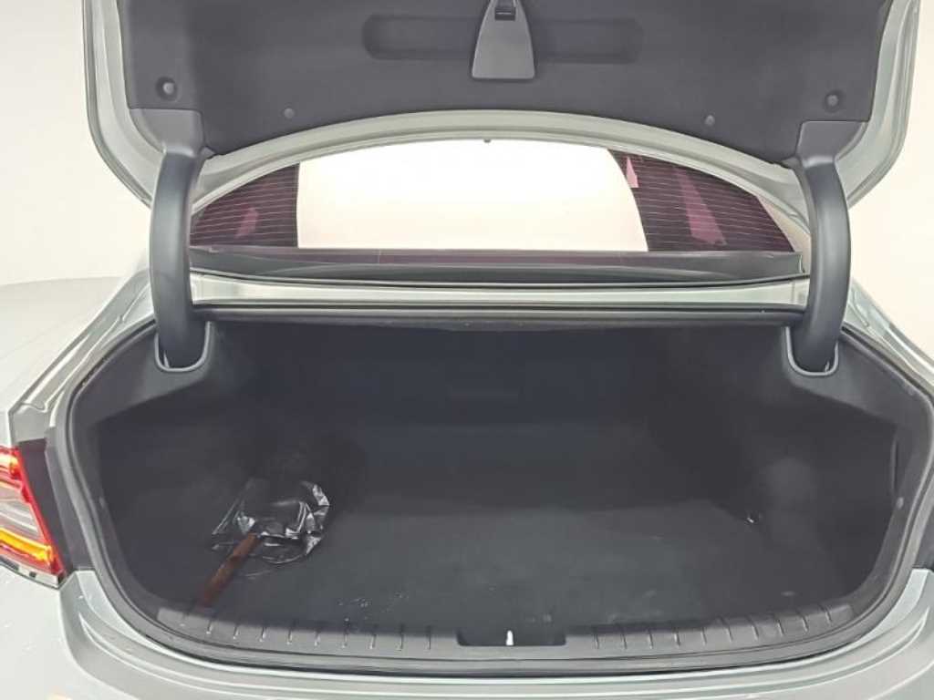 HYUNDAI Grandeur 2017 Plateado - Importación desde Corea - HF Imports Iquique - Foto 18