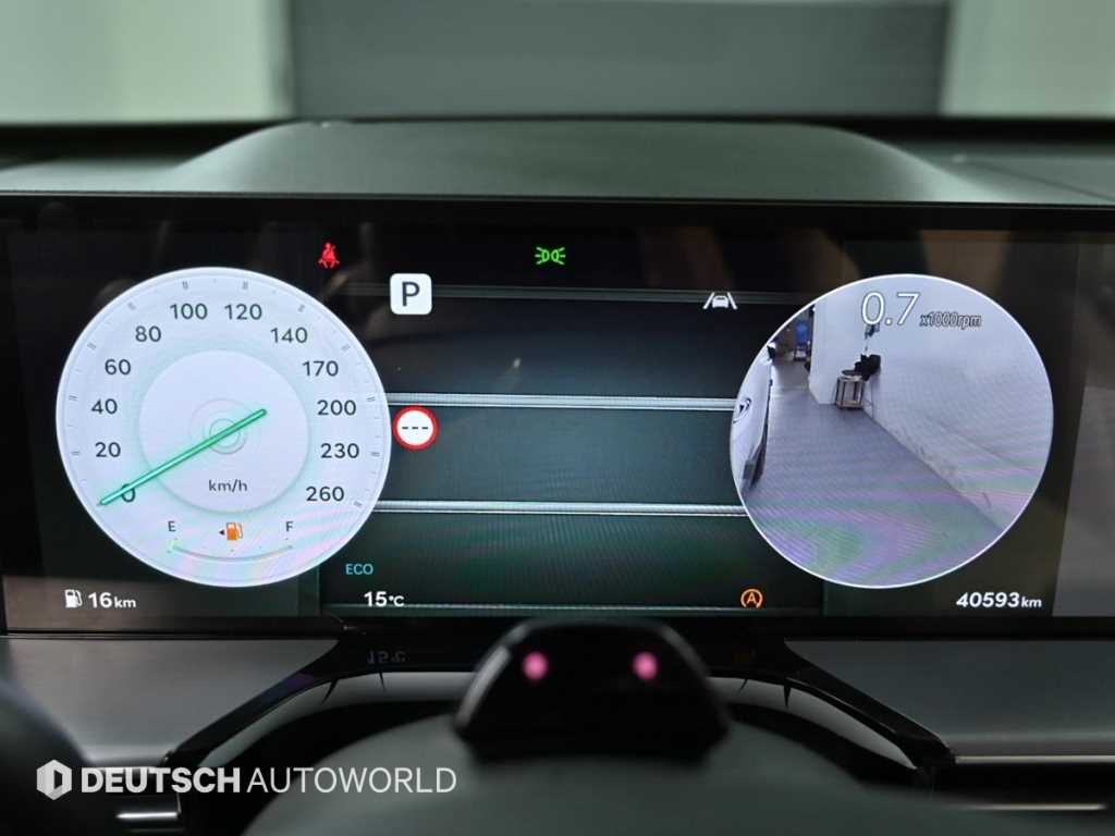 Genesis GV80 - Vista 8