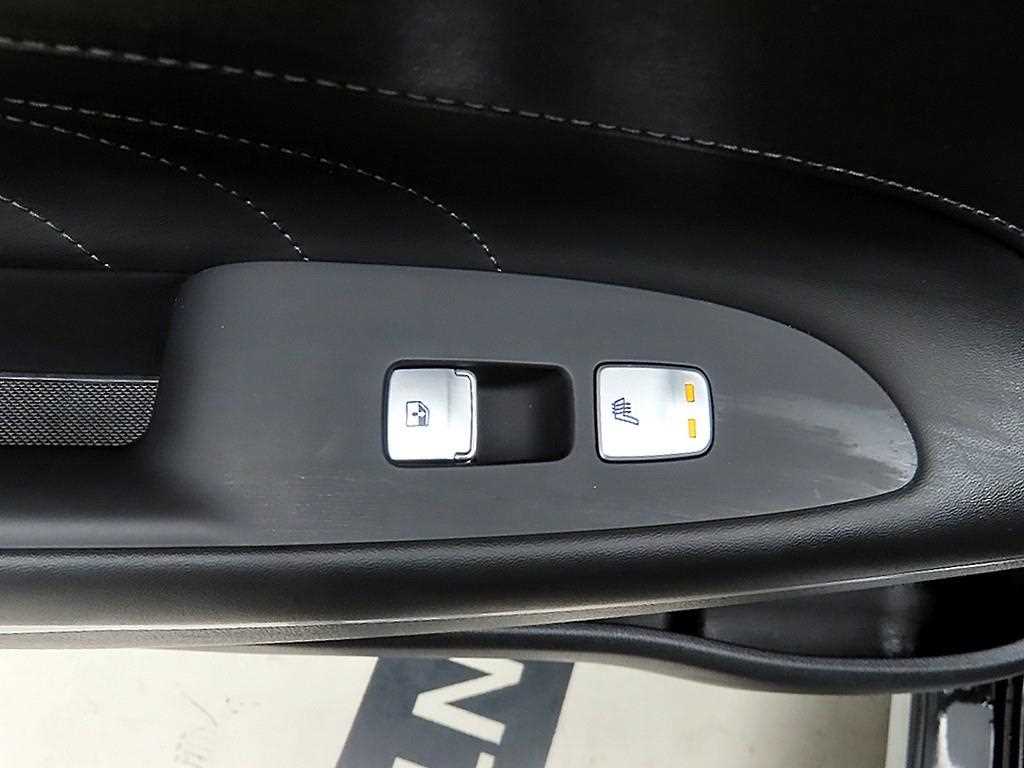 HYUNDAI Grandeur - Vista 12