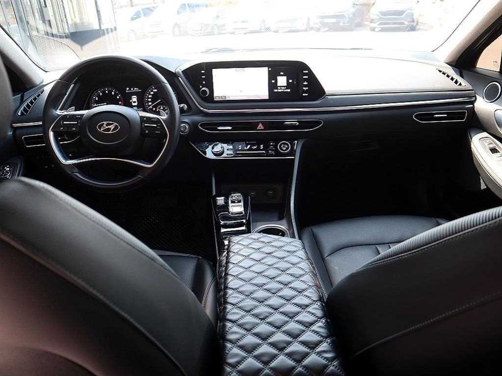 HYUNDAI Sonata - Vista 5