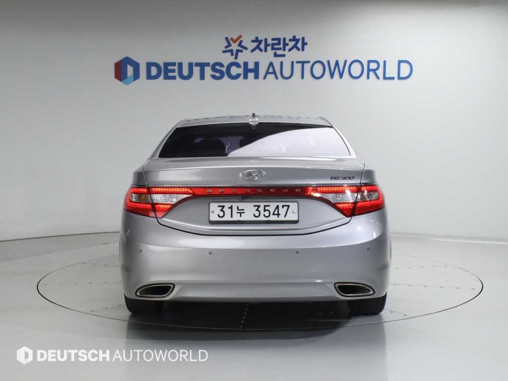 HYUNDAI Grandeur - Vista 4