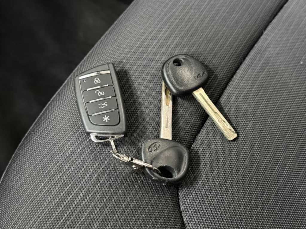 KIA Ray 2022 Blanco - Importación desde Corea - HF Imports Iquique - Foto 17