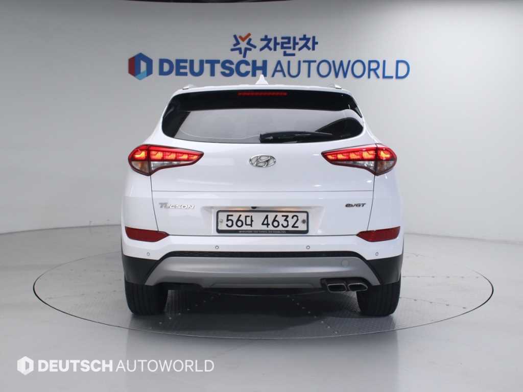 HYUNDAI Tucson - Vista 4