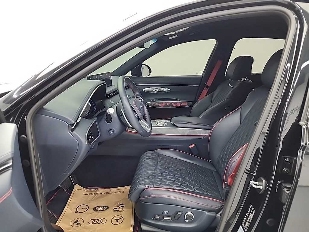 Genesis GV70 - Vista 11