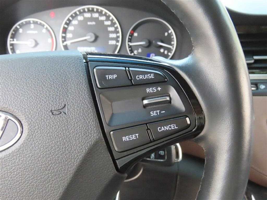 HYUNDAI Starex - Vista 11