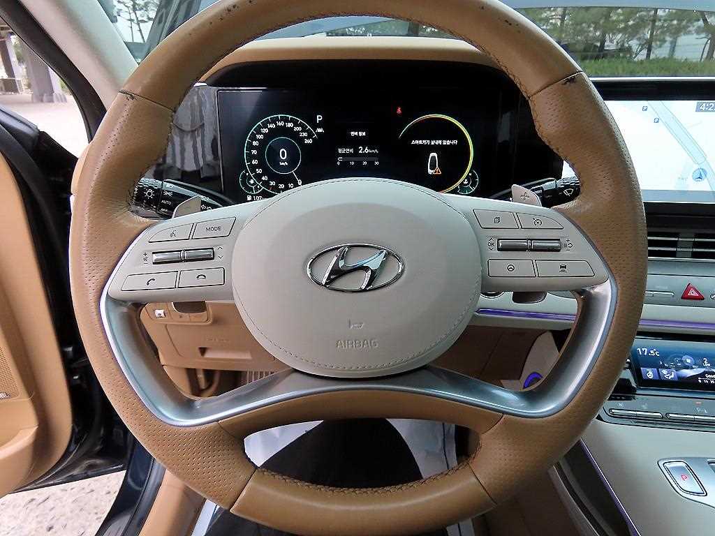 HYUNDAI Grandeur - Vista 8