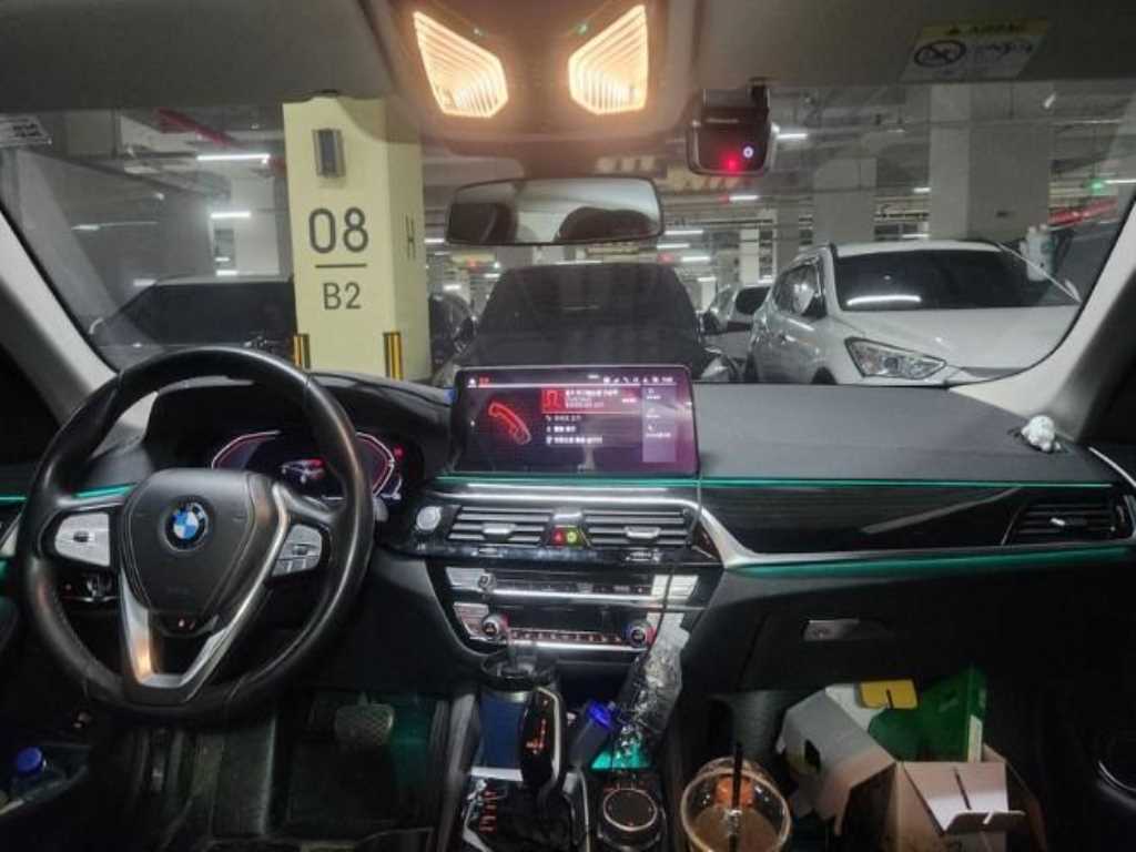 BMW 5 Series - Vista 4