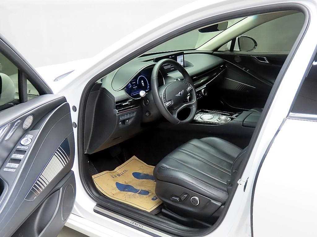 Genesis G80 - Vista 5