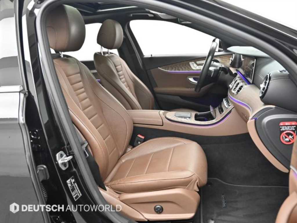 Mercedes Benz E class - Vista 10