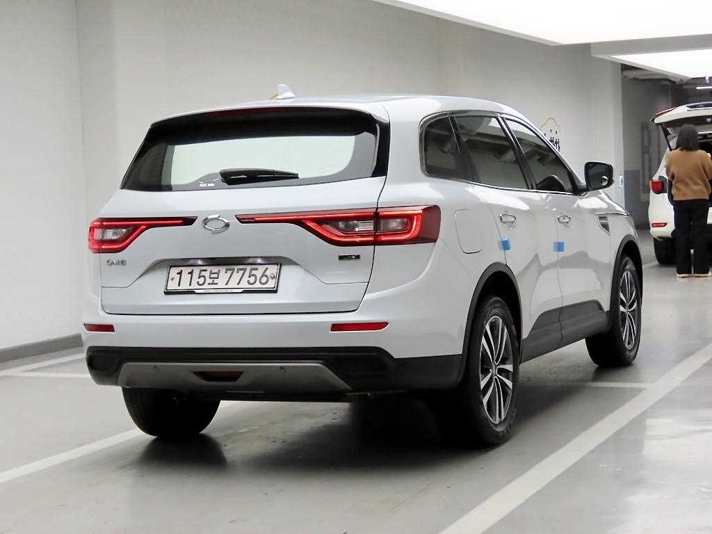 SAMSUNG QM6 - Vista 4