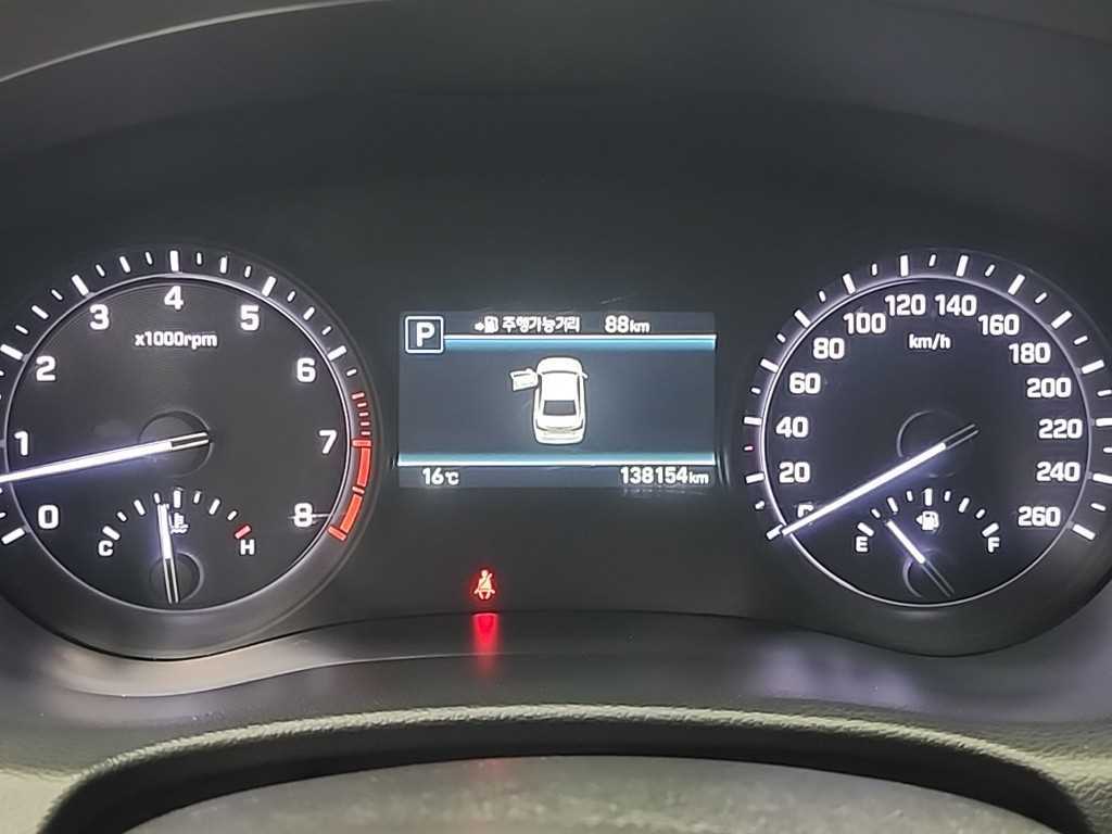 Genesis G80 - Vista 6