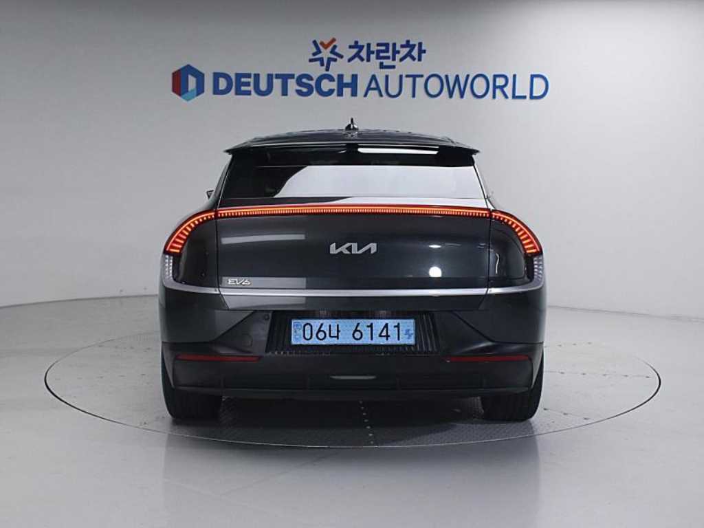 KIA EV6 - Vista 5