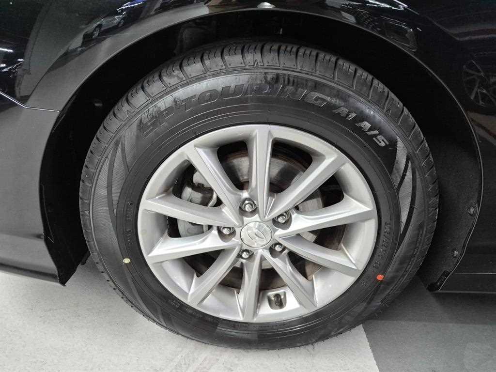 HYUNDAI Sonata - Vista 5