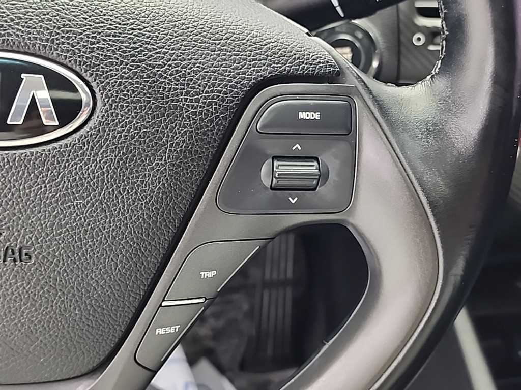 KIA K3 2015 Blanco - Importación desde Corea - HF Imports Iquique - Foto 18