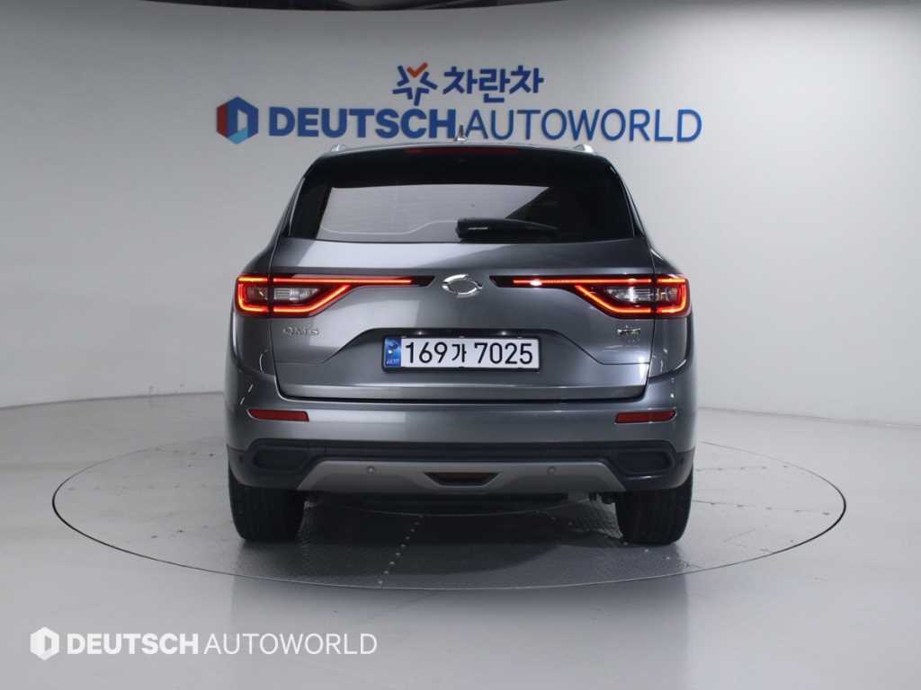 SAMSUNG QM6 - Vista 3