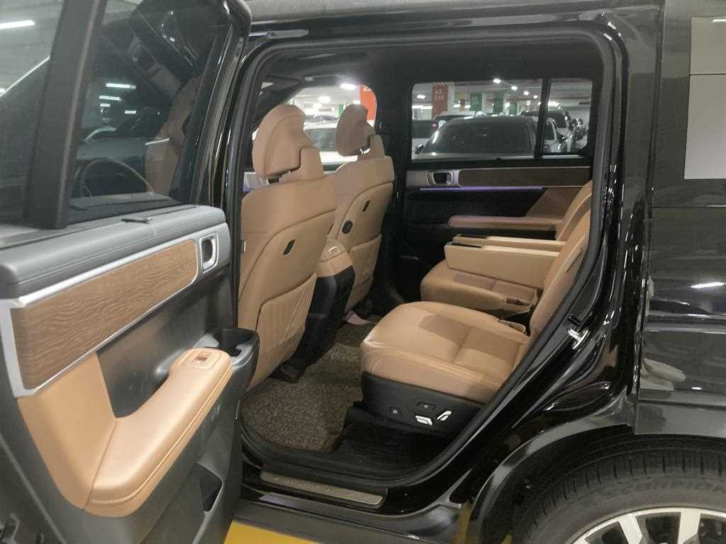 HYUNDAI Santa Fe - Vista 6