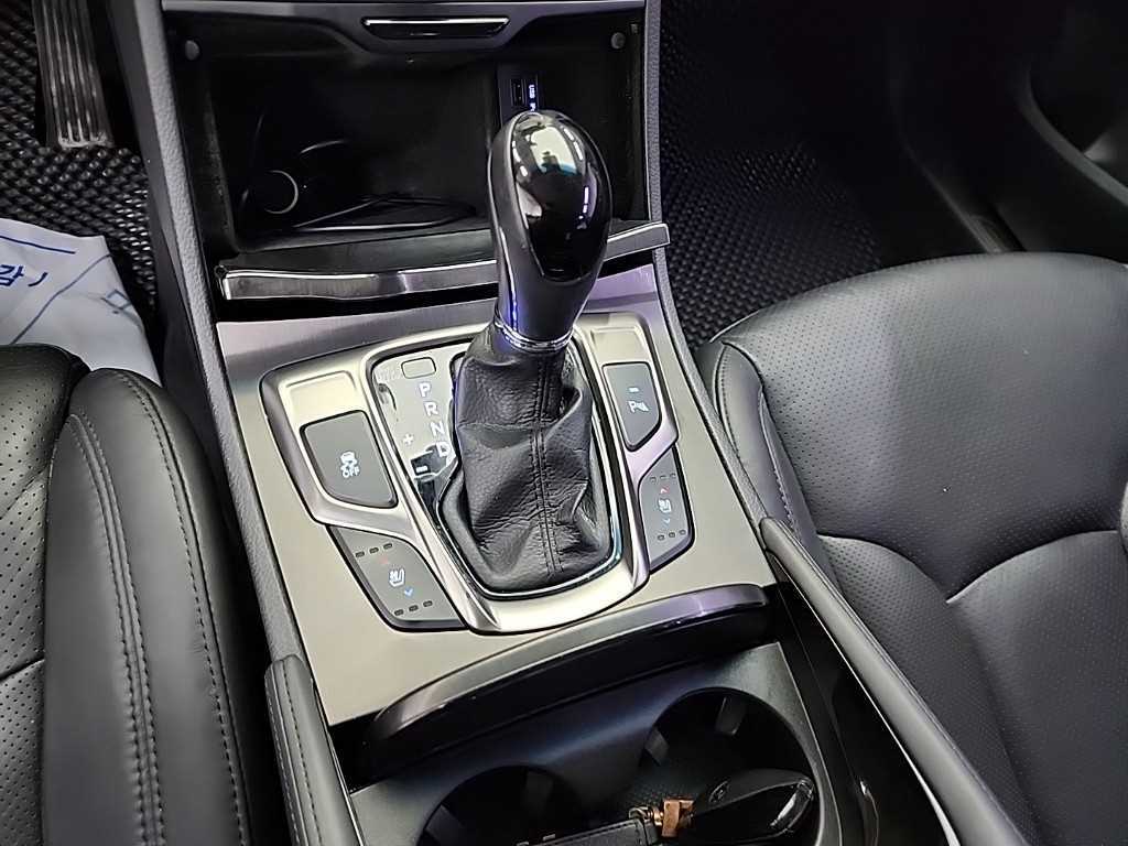 HYUNDAI Grandeur - Vista 8