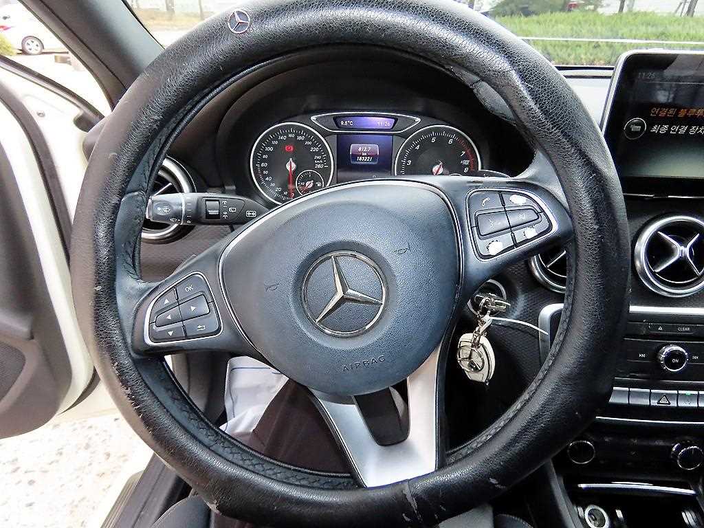 Mercedes Benz A Class - Vista 8