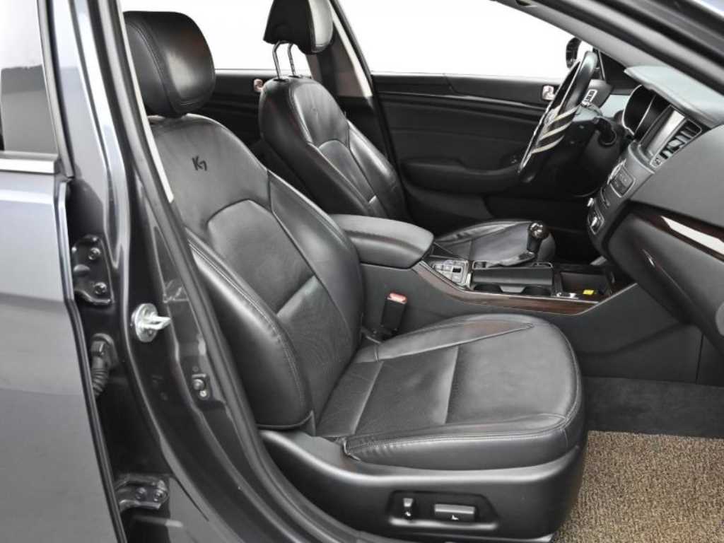 KIA K7 - Vista 10