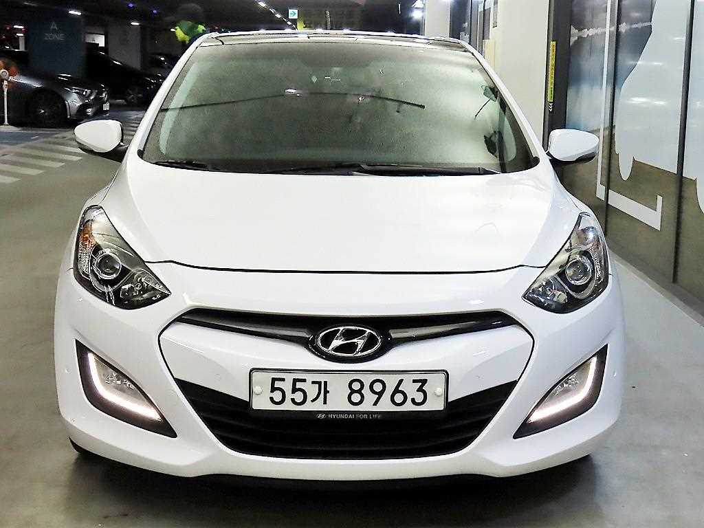 HYUNDAI i30 - Vista 2