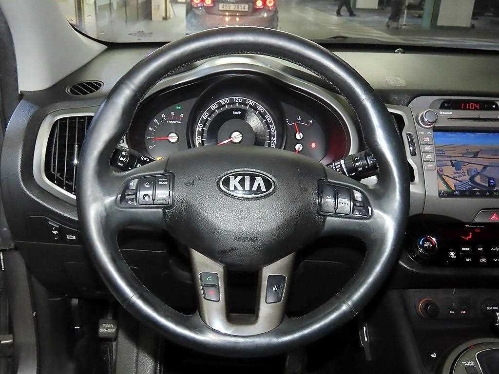 KIA Sportage - Vista 8