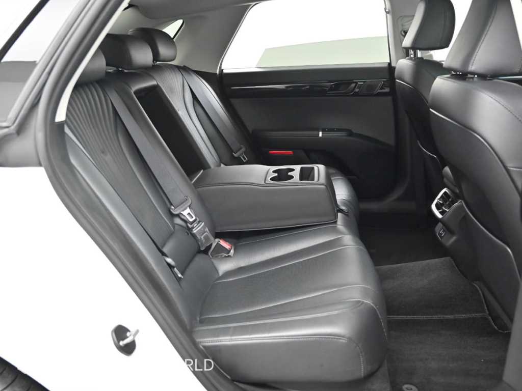 HYUNDAI Grandeur - Vista 12