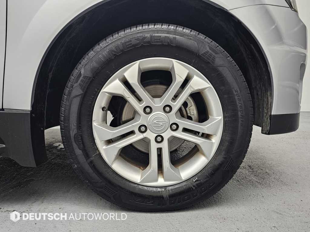 Ssangyong Korando - Vista 5